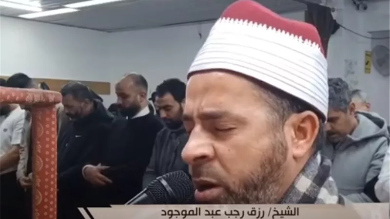 بالفيديو.. سفراء دولة التلاوة من الأزهر والأوقاف يأمون الصلاة فى دول العالم