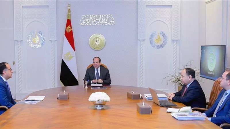 الرئيس السيسي يستعرض مشروع موازنة العام المالي القادم 2024 ـ 2025