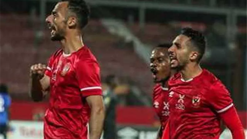 عرض مغرى .. كواليس مفاوضات نجم الاهلى مع بيراميدز على الرحيل