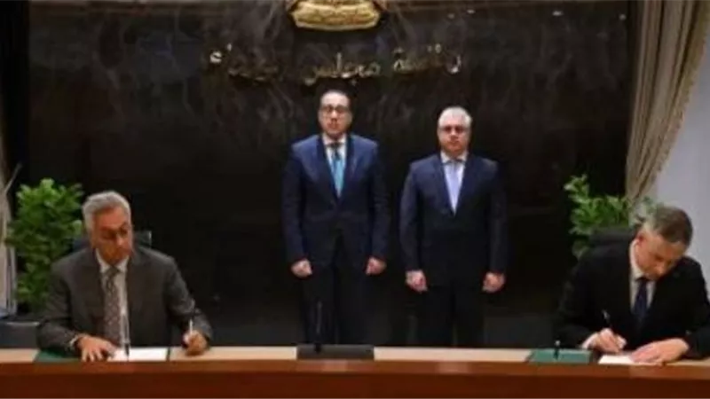 مدبولي يشهد توقيع عقد تخصيص الأرض لإنشاء مصنع لصوامع تخزين الغلال