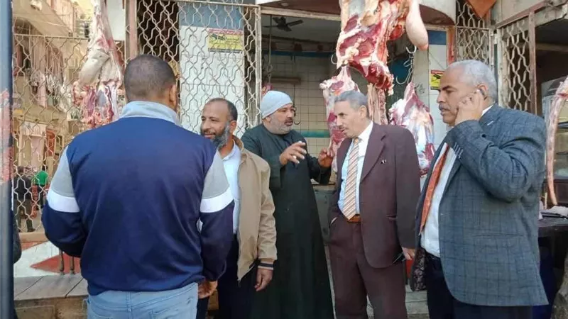استمرار ضخ كميات مضاعفة من السلع الغذائية المدعمة بمراكز المنيا