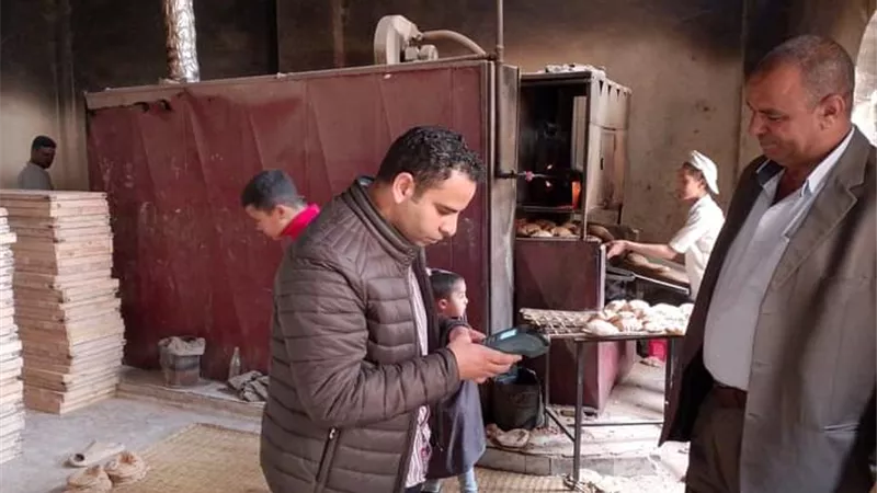 محافظ أسيوط يوجه بتكثيف الحملات التموينية على المخابز