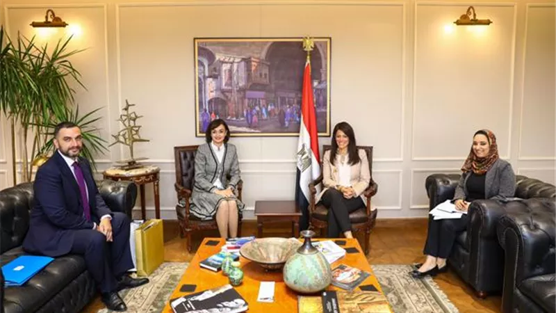 المشاط تبحث مع سفيرة رومانيا الجديدة تعزيز العلاقات الاقتصادية