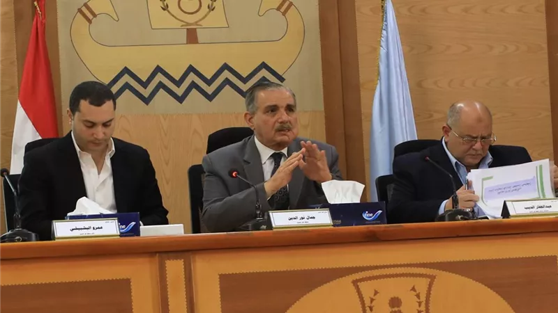 نور الدين يناقش موقف تنفيذ مشروعات الخطة الاستثمارية2024-2023