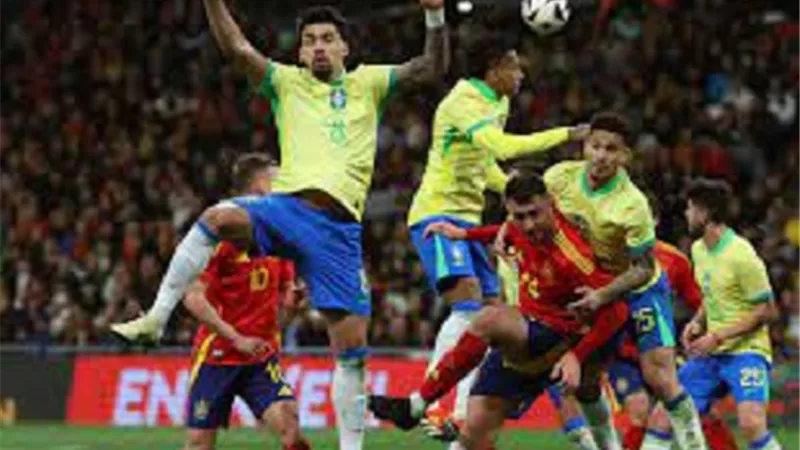 نجم منتخب البرازيل يُكرر إنجاز بيليه مع السليساو