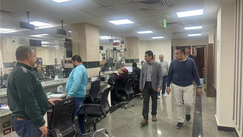 اسماعيل: يشدد على سرعة انهاء ملف التقنين بالعبور الجديدة