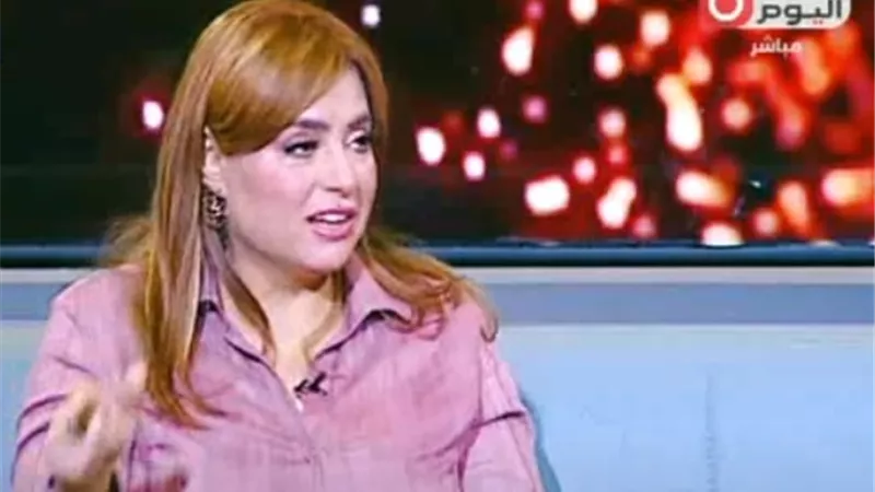 وفاء مكي تنهار على الهواء بسبب ميار الببلاوي: دمرت حياتي ومستقبلي