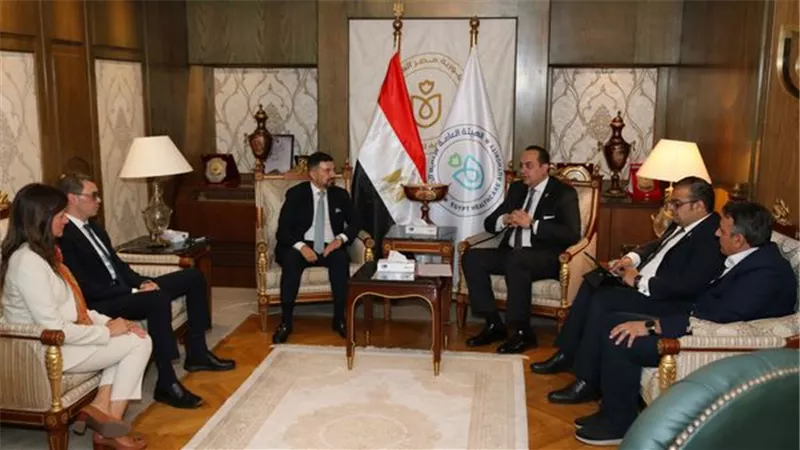 السبكي يبحث تعزيز التعاون مع الرئيس الإقليمي لشركة فياترس
