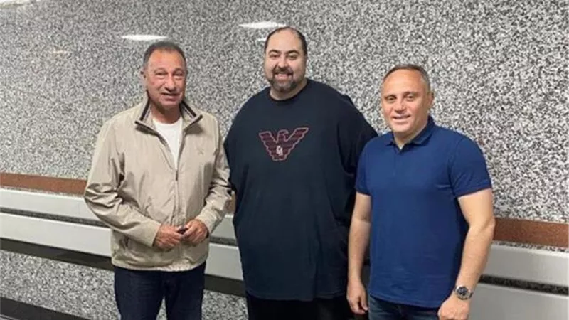 فيوتشر يشكر الخطيب بعد زيارته لـ أحمد رفعت في المستشفى