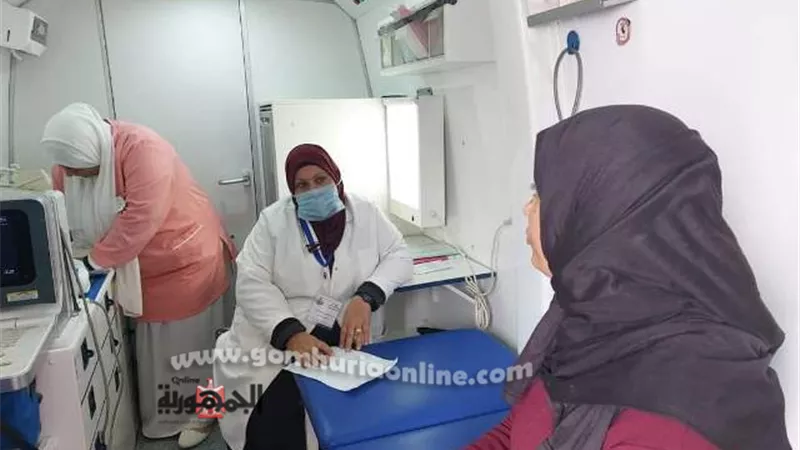 علاج ١٥١٣ مواطنا بالمجان في قافلة طبية بدمياط