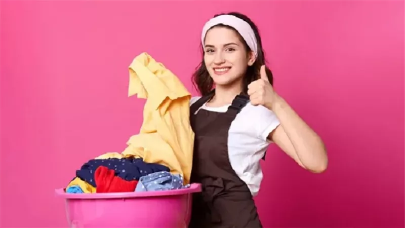 3 طرق طبيعية لإزالة البقع من ملابسك