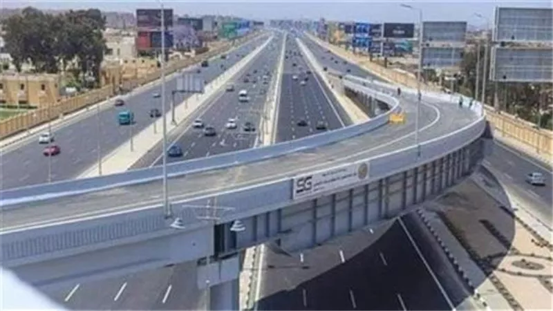 غلق كلى لمدخل محور شينزو آبى من محور الشهيد بمدينة نصر