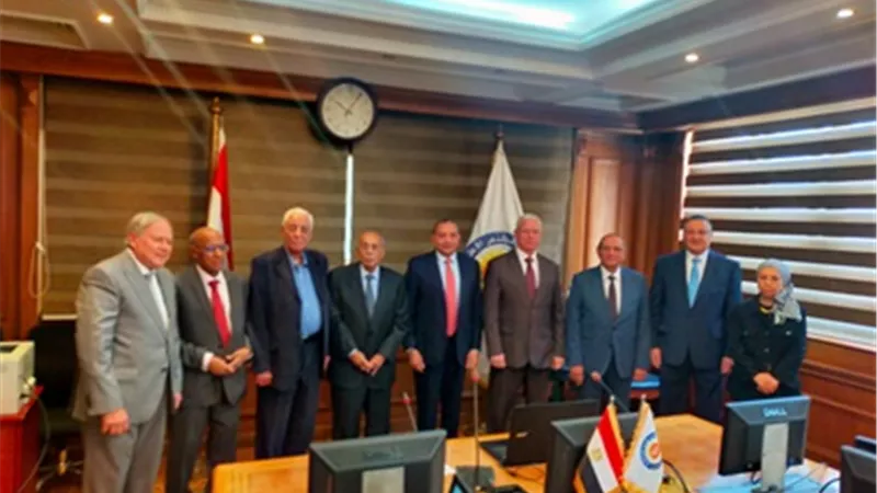 لجنة اختيار رؤساء الجامعات تواصل مقابلة المُرشحين لرئاسة جامعة القاهرة