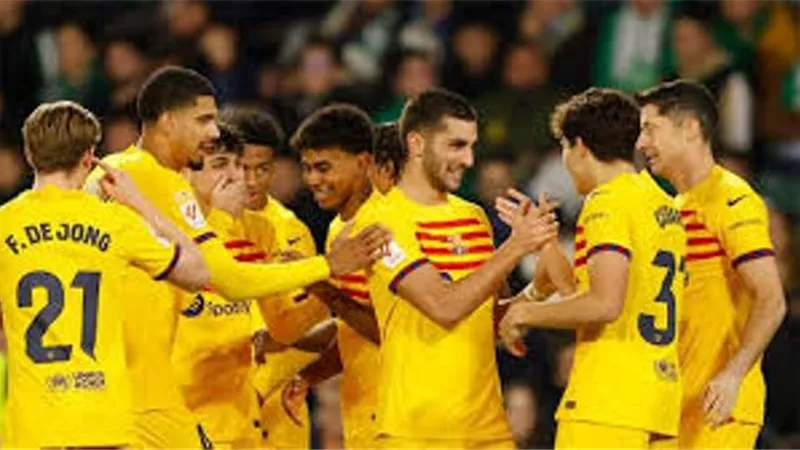 4 لاعبين مهددون بالغياب عن برشلونة امام قادش فى مباراة السبت