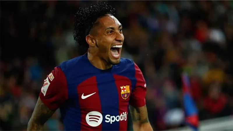 برشلونة يتخطى لاس بالماس بصعوبة بهدف دون رد فى الدورى الإسبانى