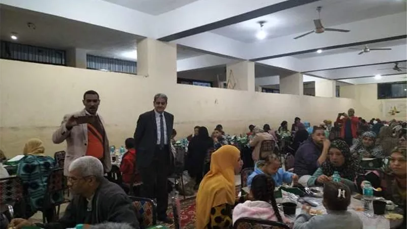 وزير الشباب يفتتح اكبر مائدة افطار جماعى لمراكز التخاطب ببنى سويف