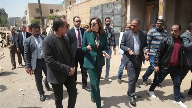 وزيرة الثقافة في جولة باستوديو مصر لتفقد بلاتوهات التصوير