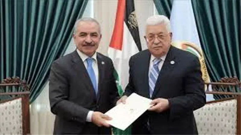 الحكومة الفلسطينية الجديدة تؤدي اليمين أمام الرئيس محمود عباس