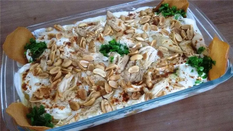 فتة الدجاج لافطار شهى