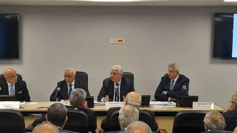 وزير التعليم العالي يوجه بتنفيذ خطة التحالفات الإقليمية