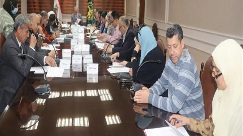 محافظ القليوبية يناقش عددا من النقاط الهامة مع مجلس إدارة المناطق الصناعية
