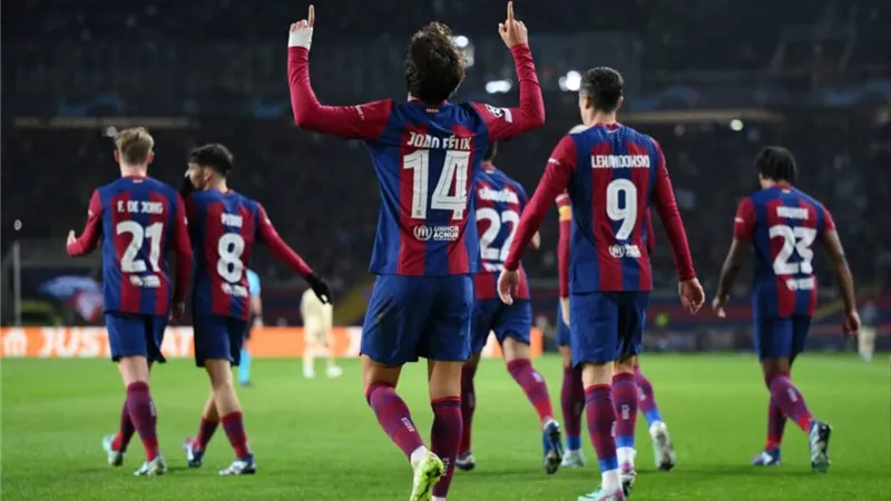 برشلونة يمتلك أفضلية أمام باريس سان جيرمان