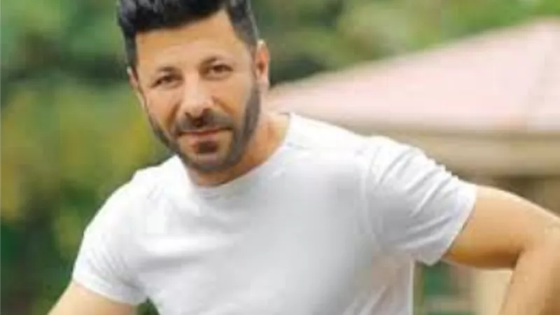اياد نصار : 