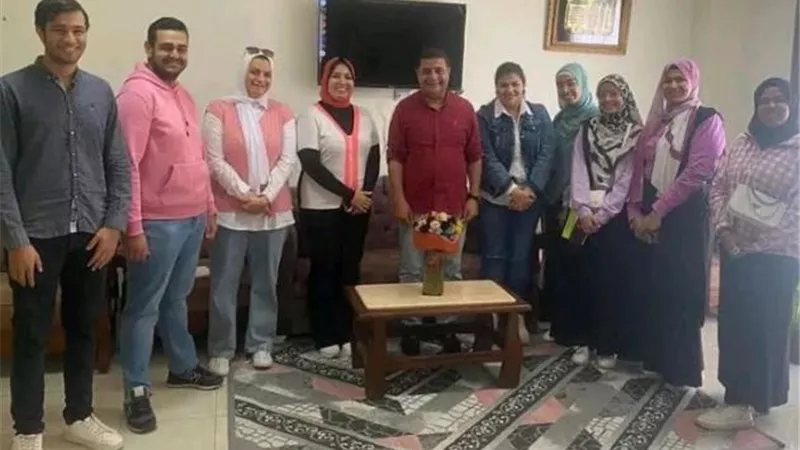 وكيل الوزارة بالبحر الأحمر يستقبل أعضاء برلمان الشباب