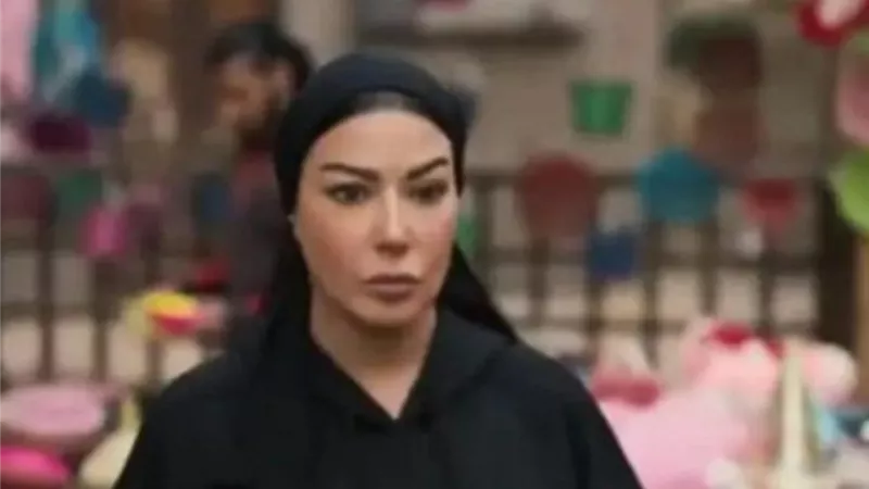 سمية الخشاب تطلب لسما إبراهيم السفر للخارج للعلاج بـ 100 راجل