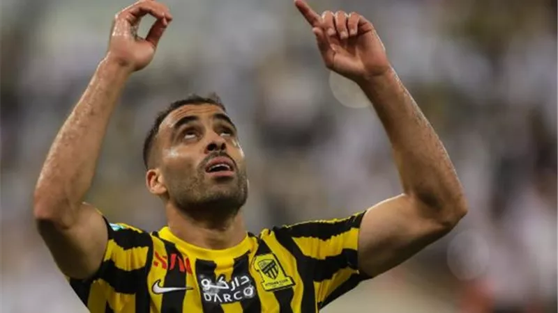 حجازى اساسيا وحمد الله يقود هجوم اتحاد جدة ضد الأهلي