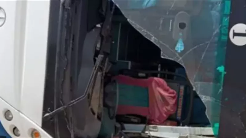 مصرع طفل و29 مصابا فى إنقلاب أتوبيس بطريق سوهاج-البحر الأحمر