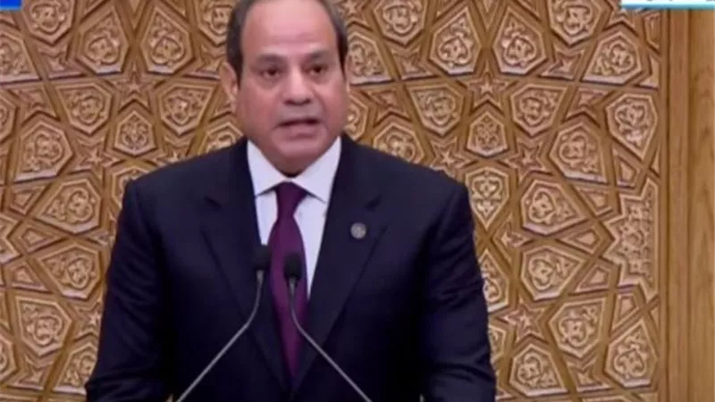 السيسى: أولويتنا حماية أمن مصر القومى فى إقليم مضطرب وتحقيق علاقات متوازنة مع كل الأطراف