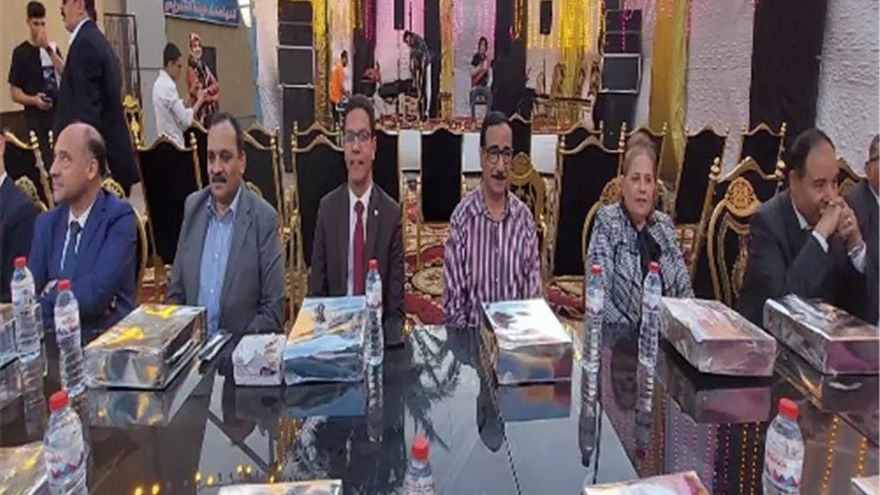 رئيس جامعة بنها يشارك إفطار أسرة طلاب من أجل مصر.. صور