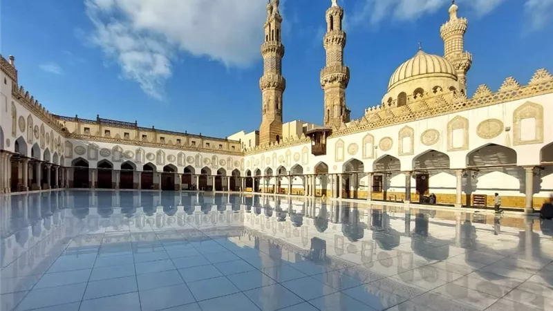 اهم معالم الجامع الأزهر رخام الصحن
