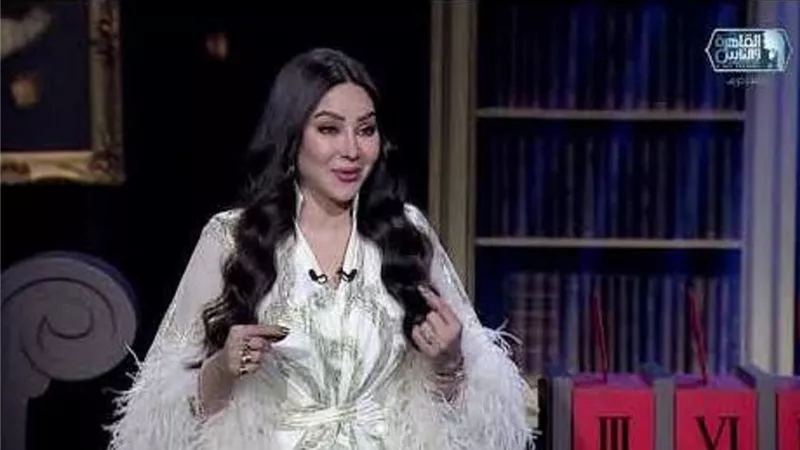 لجين عمران : 