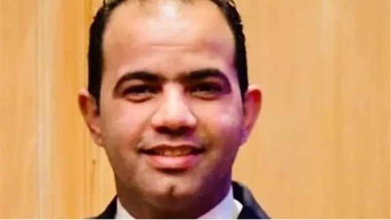 قرار جمهوري بتعيين حاتم العطوى سفيرًا فوق العادة مفوضًا لدى حكومة