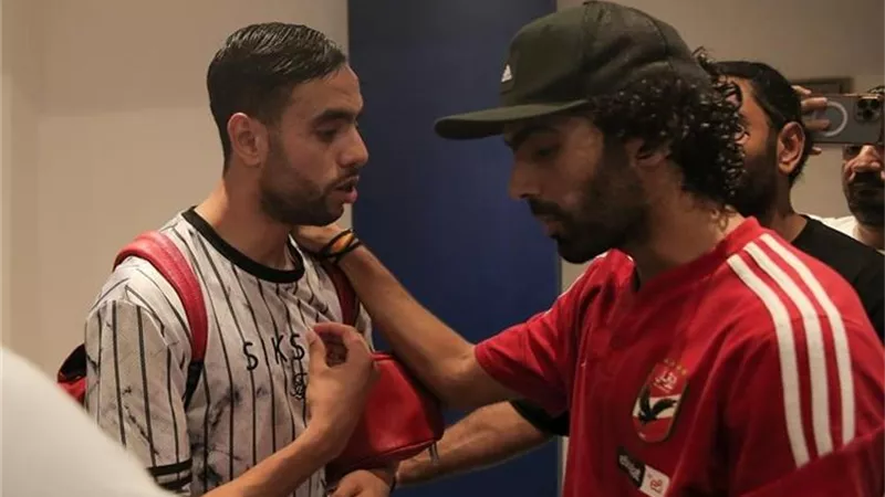إيهاب الكومي : انفراجة قريبة في أزمة الشحات والشيبي