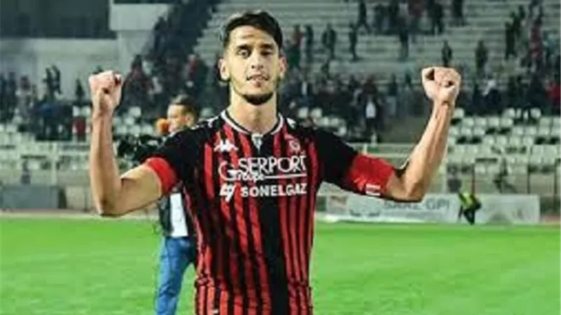 الأهلي يتقدم بعرض لضم مدافع اتحاد العاصمة الجزائري