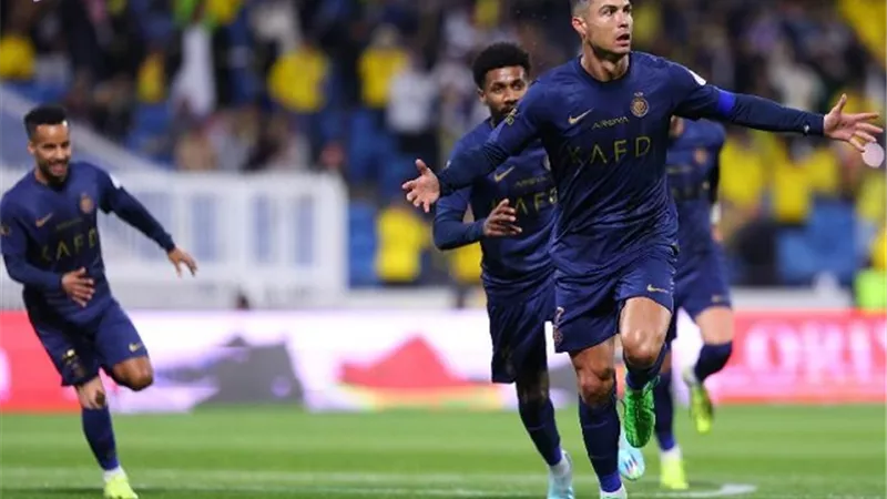 رونالدو يقود النصر لاكتساح أبها بثمانية أهداف في الدوري السعودي