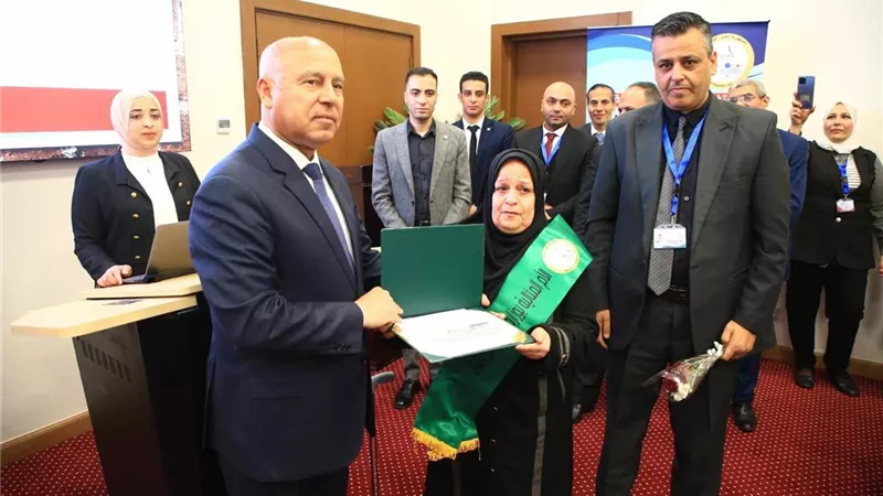 وزارة النقل تكرم الأمهات المثاليات بميناء دمياط
