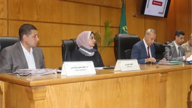 الهجان يناقش الملفات والتوجيهات الهامة.. والمشروعات الجاري تنفيذها بالقليوبية