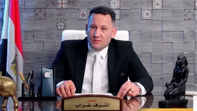 اقتصادي: يجب استغلال السيولة الدولارية في تعميق التصنيع المحلي