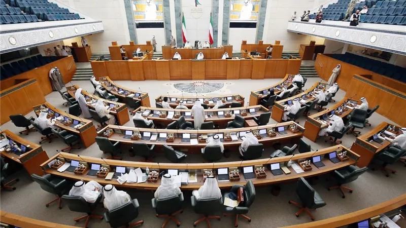 بدء عملية الاقتراع لانتخابات مجلس الأمة الكويتي 2024
