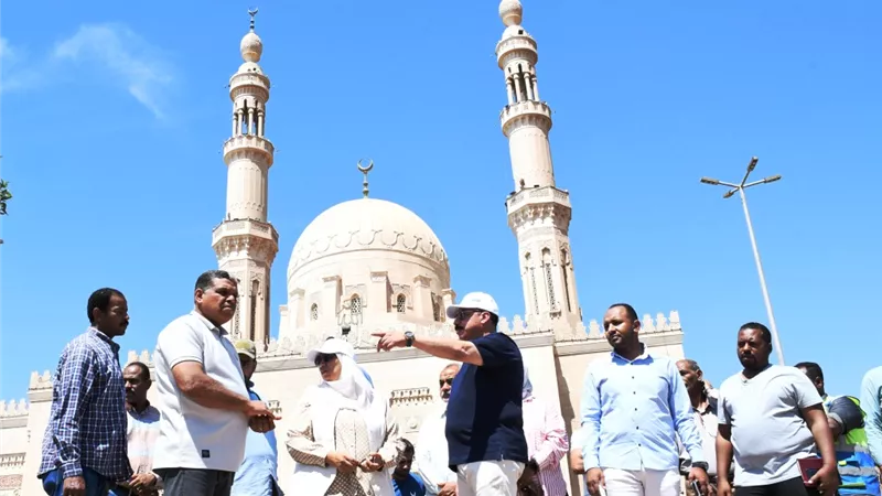 محافظ أسوان: تحويل منطقة الطابية لمقصد سياحى وترفيهى للسائحين