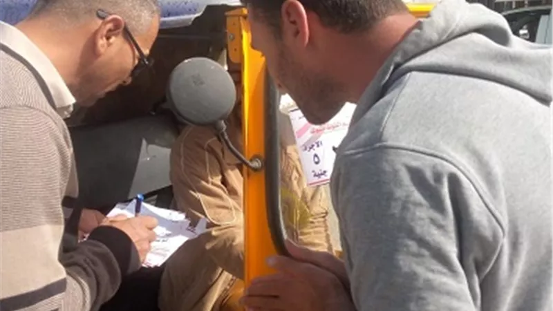محافظ كفرالشيخ يتابع تطبيق التعريفة الموحدة لمركبات 