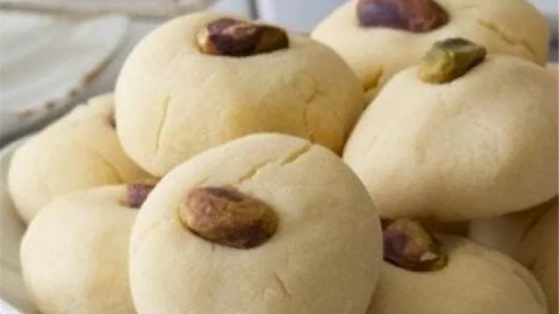 كحك العيد.. تعرفي على أجمل طريقة لعمل الغريبة الناعمة