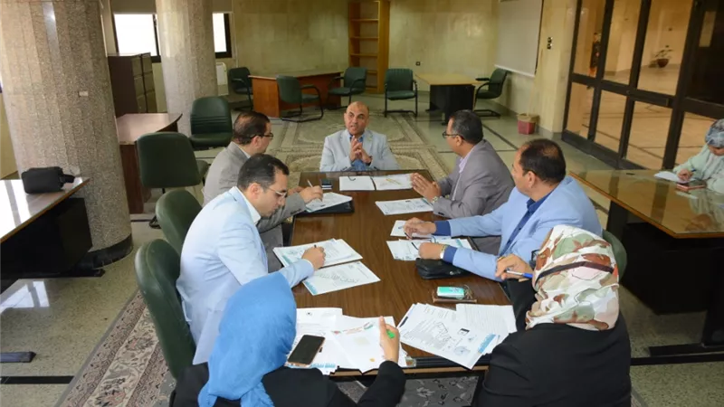 رئيس جامعة أسيوط يتابع تأسيس وإنشاء وادي العلوم والتكنولوجيا