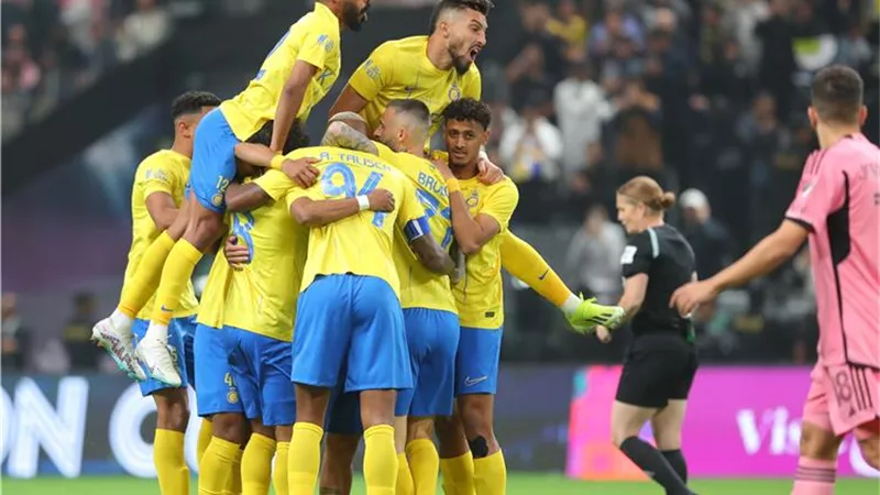 طارق حامد ضد رونالدو .. موعد والقناة الناقلة لمباراة ضمك والنصر