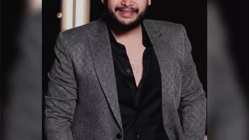 الشاعر الغنائي عمرو عاصم يطرح اغنية اصيلة لعيد الام