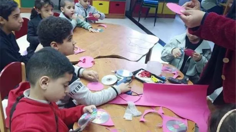 مكتبةمصر بالزقازيق تقدم خدماتها ل (490) طفلا وشابا